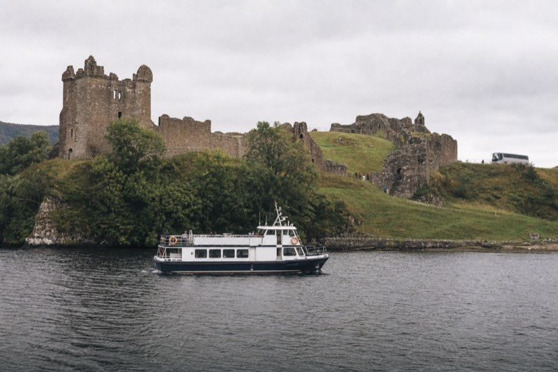 Coach, Cruise & Urquhart Castle from Inverness